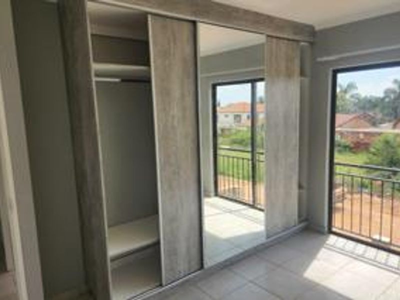 House For Sale In Akasia - Photo 10