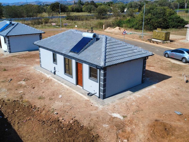 House For Sale In Akasia - Photo 3