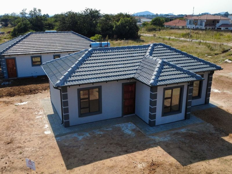House For Sale In Akasia - Photo 6