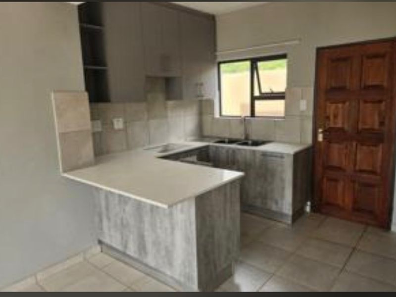 House For Sale In Akasia - Photo 4