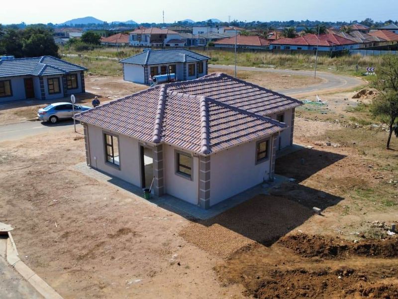 House For Sale In Akasia - Photo 6