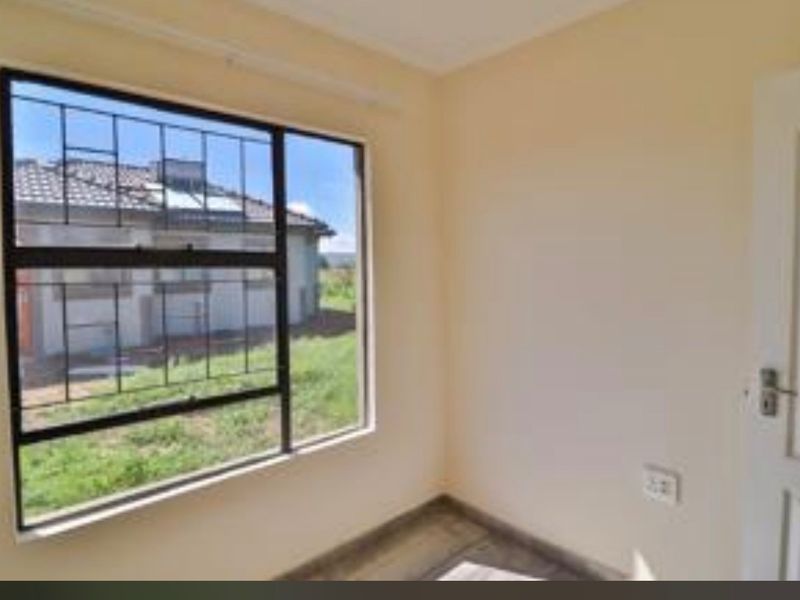 House For Sale In Akasia - Photo 9