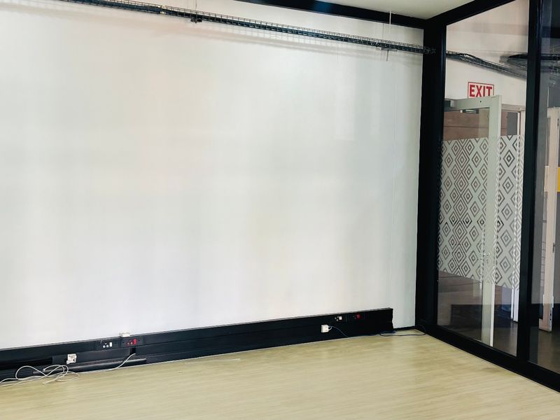 Commercial Rental Monthly In Sandton - Photo 6