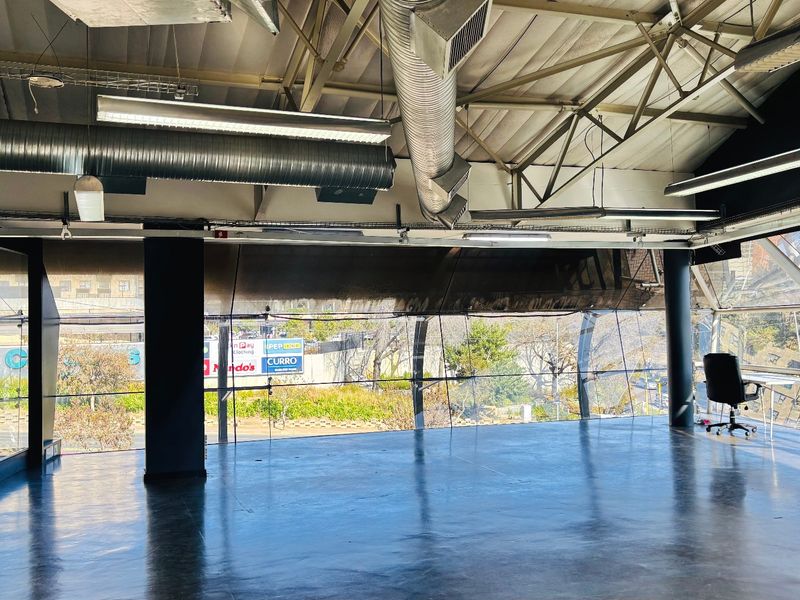 Commercial Rental Monthly In Sandton - Photo 2