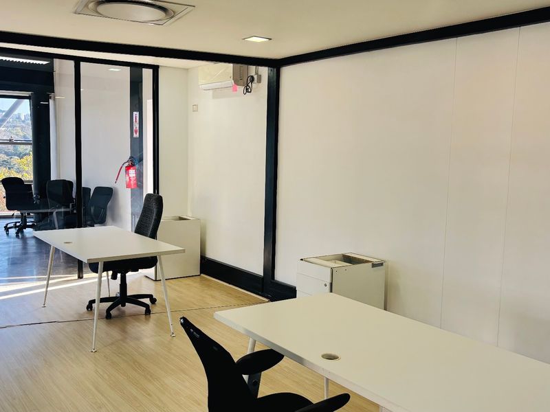 Commercial Rental Monthly In Sandton - Photo 4