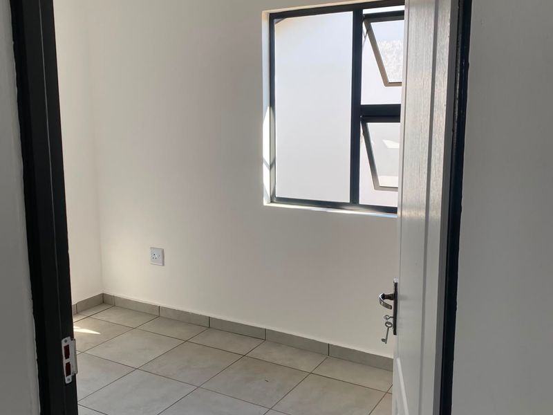House For Sale In Boksburg - Photo 4