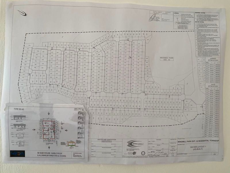 An engineering site plan and architectural floor plan for Windmill Park Extension 32, detailing water reticulation and residential layout.
