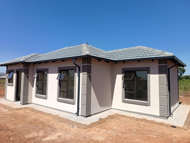 House For Sale In Akasia - Photo 1