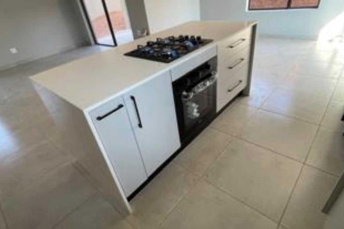 House For Sale In Akasia - Photo 5