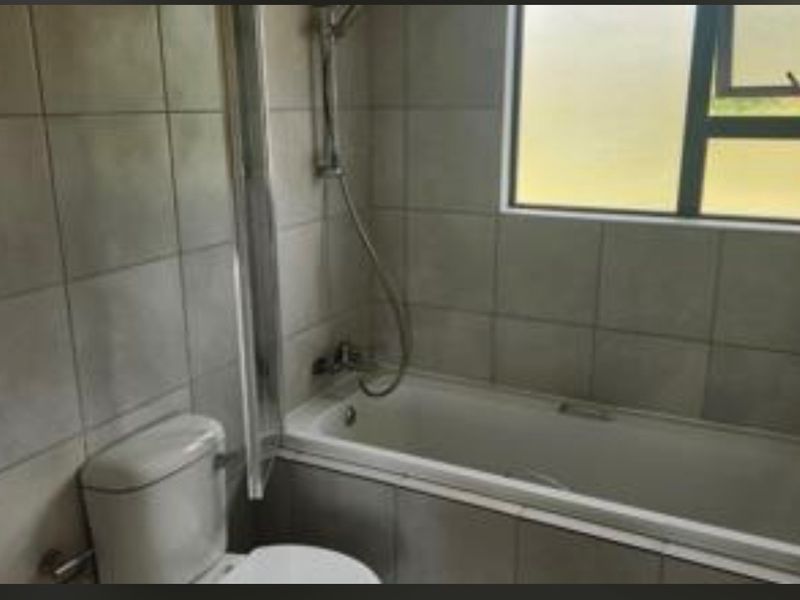House For Sale In Akasia - Photo 10