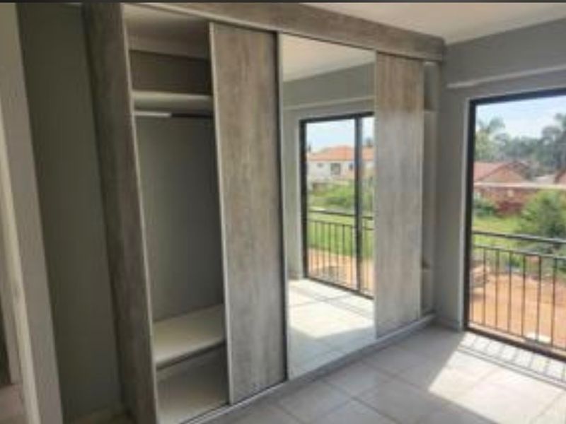 House For Sale In Akasia - Photo 5