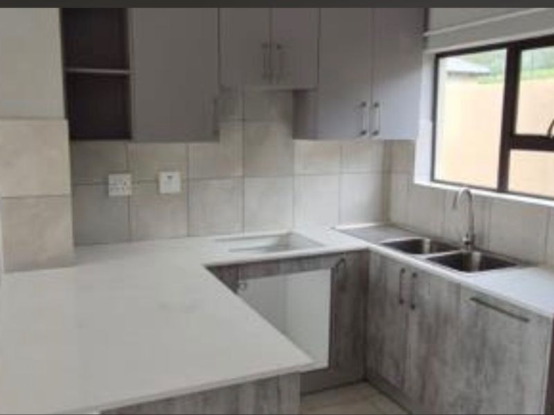 House For Sale In Akasia - Photo 8