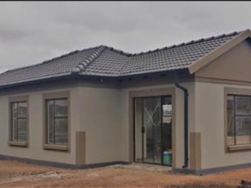House For Sale In Akasia - Photo 1