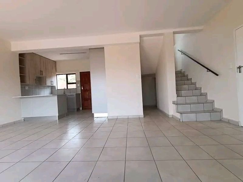 House For Sale In Akasia - Photo 4