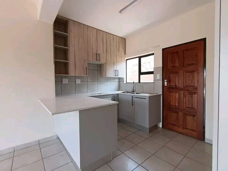 House For Sale In Akasia - Photo 3