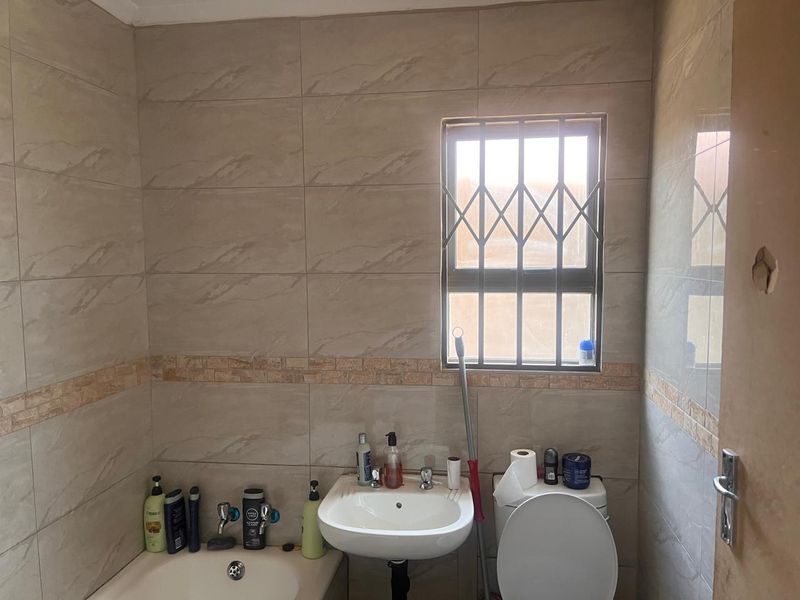 House For Sale In Boksburg - Photo 10
