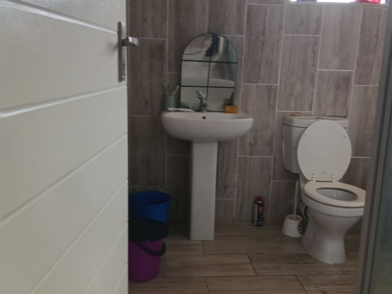 House For Sale In Akasia - Photo 5