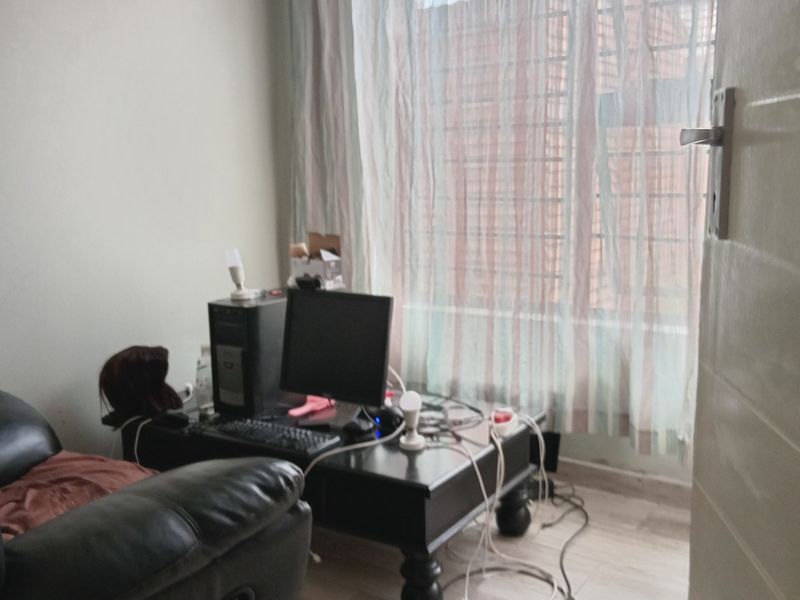 House For Sale In Akasia - Photo 4
