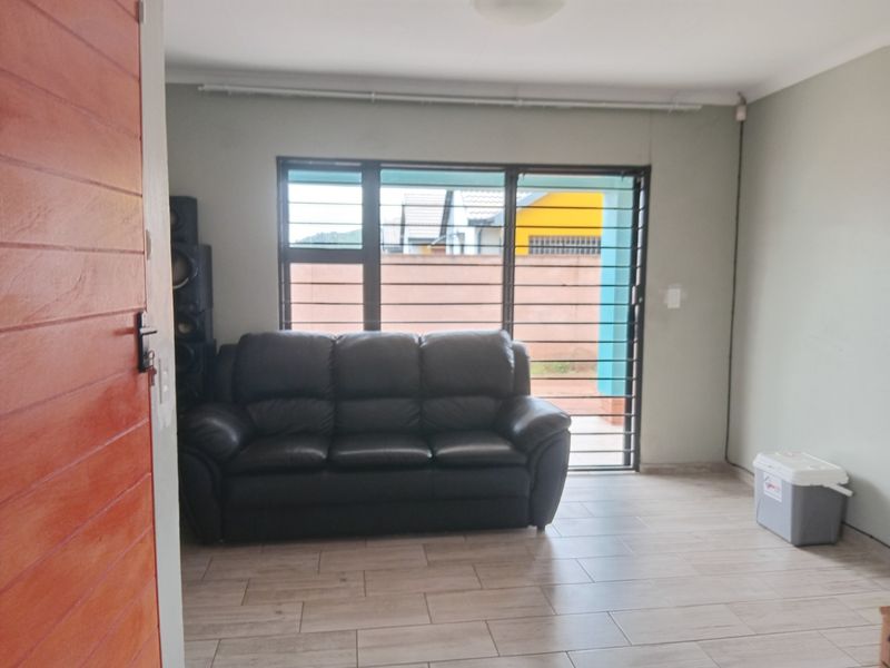 House For Sale In Akasia - Photo 9
