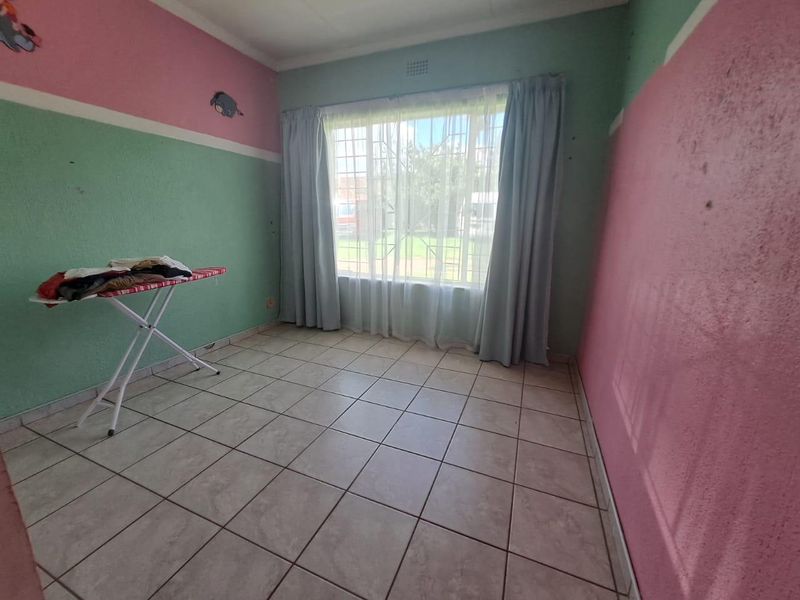 House For Sale In Alberton - Photo 4