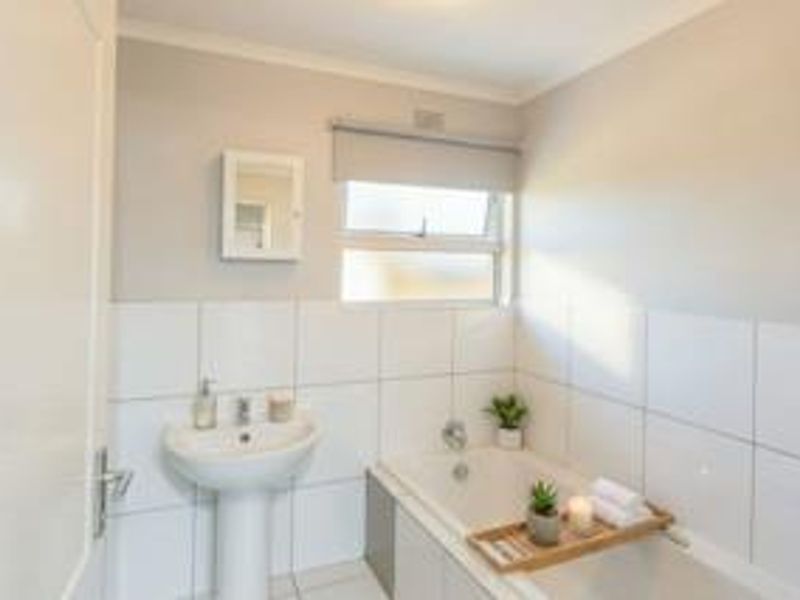 House For Sale In Boksburg - Photo 4