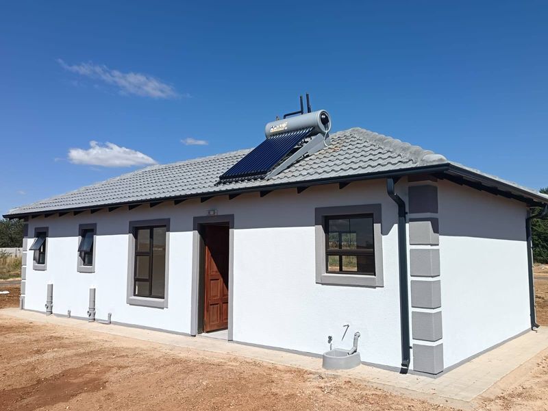 House For Sale In Akasia - Photo 10
