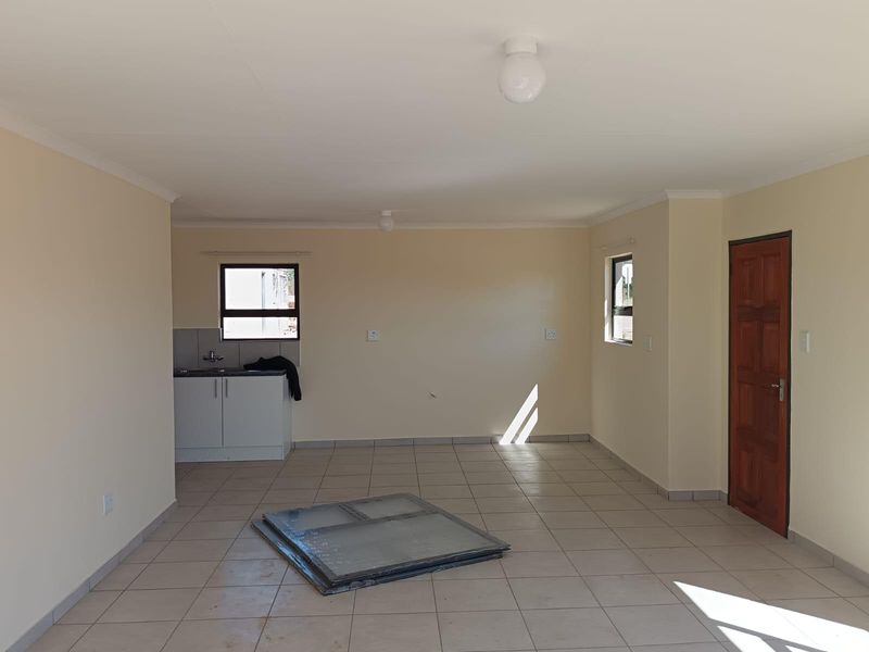 House For Sale In Akasia - Photo 7