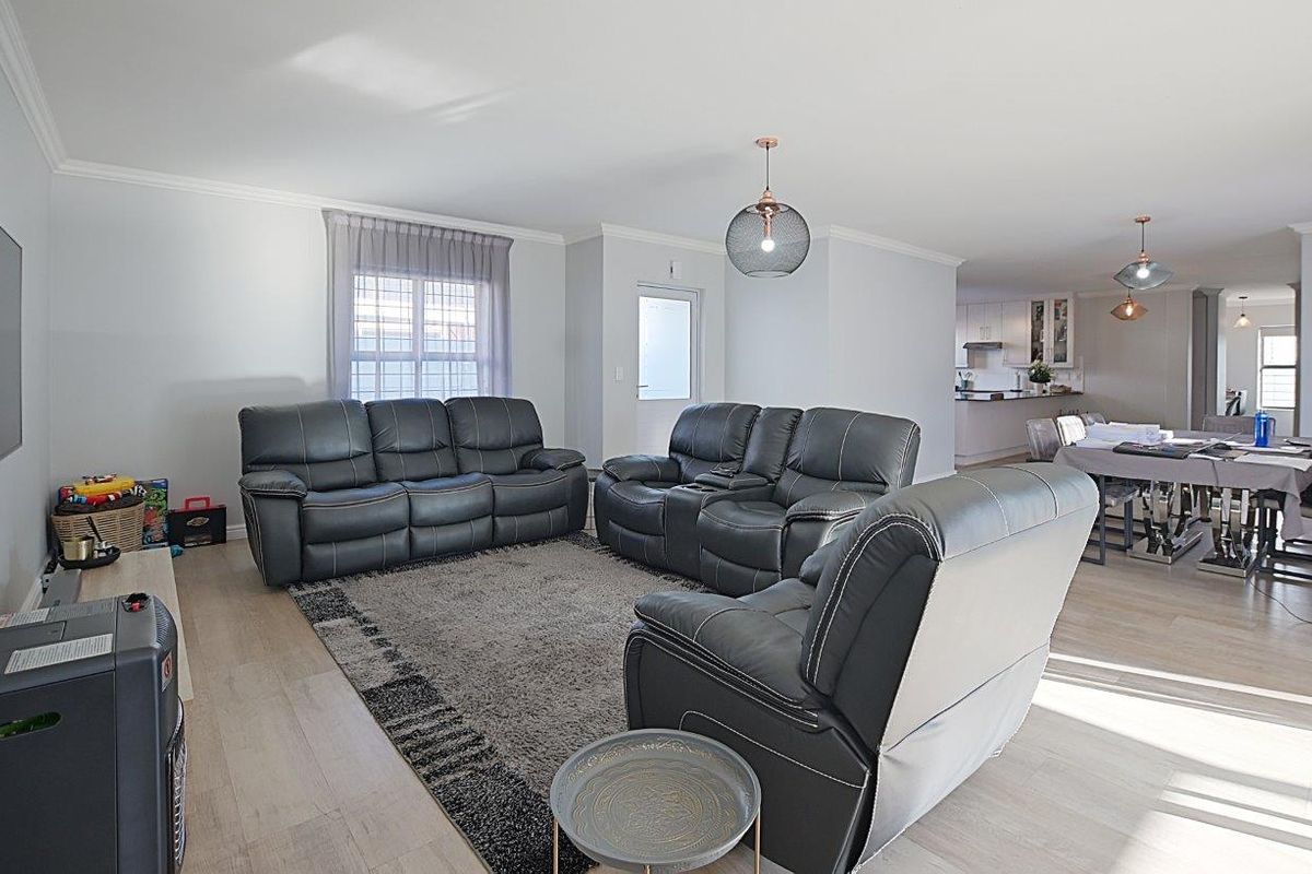 House Sold In Blouberg - Photo 2