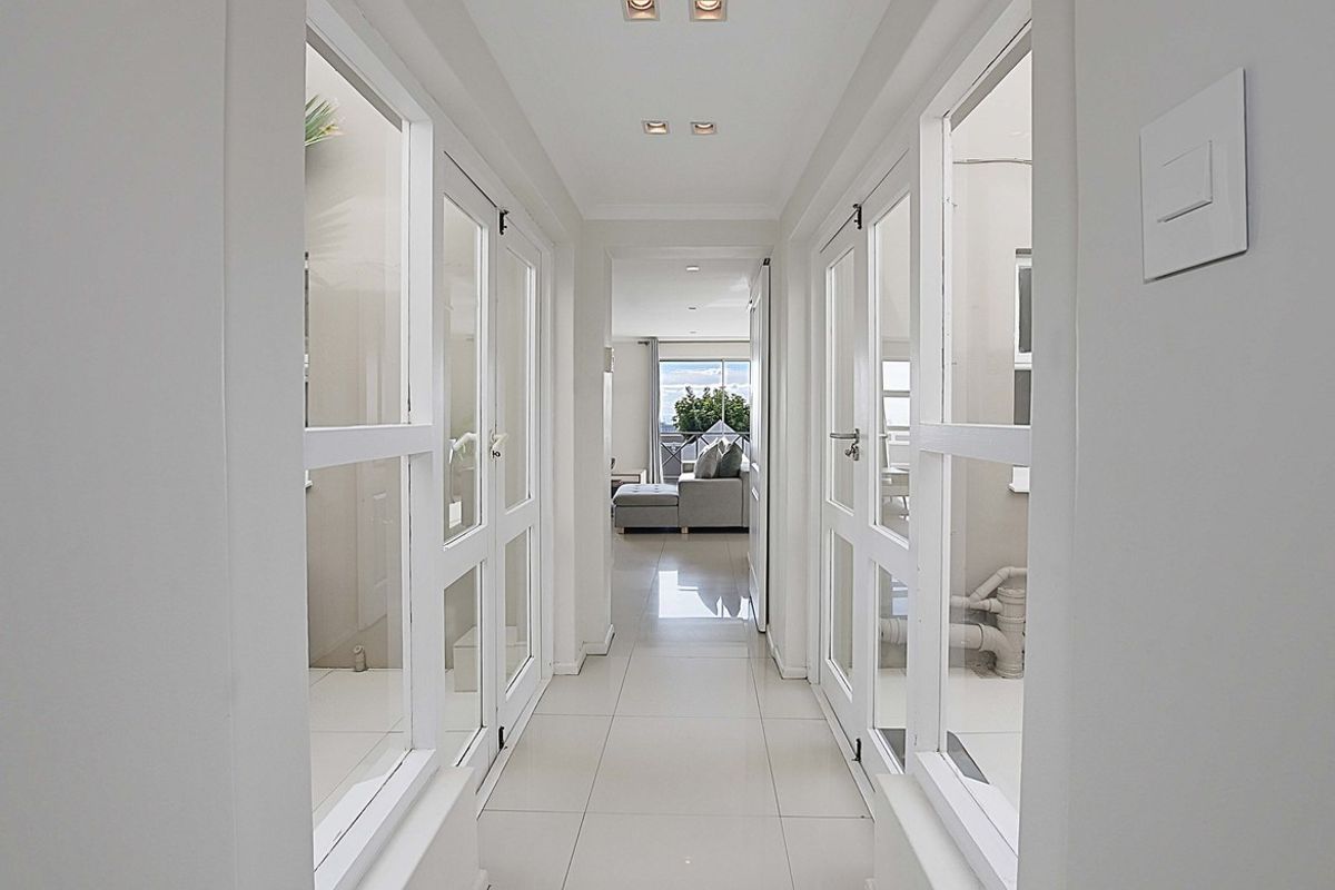 Apartment Sold In Cape Town - Photo 4