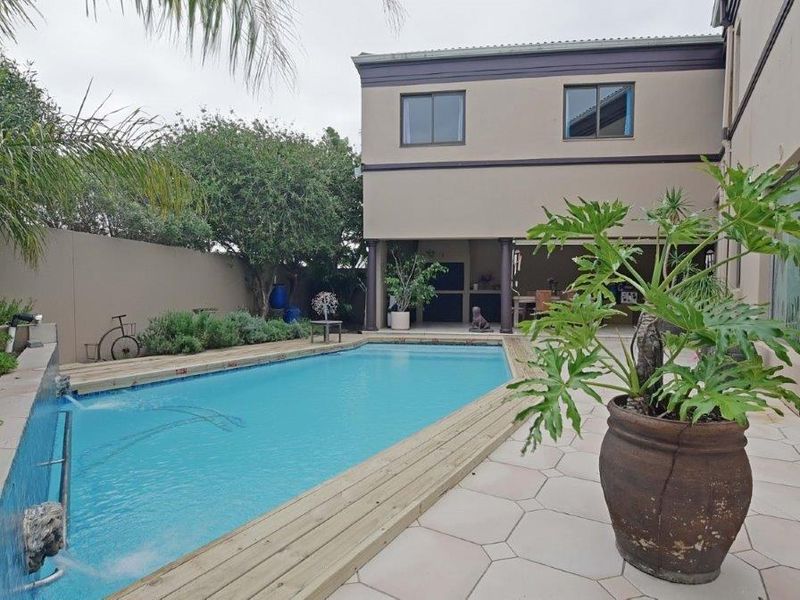 House Pending Sale In Blouberg - Photo 2