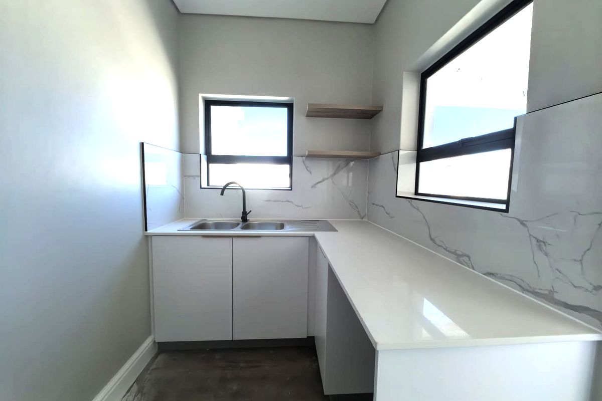 House For Sale In Blouberg - Photo 4