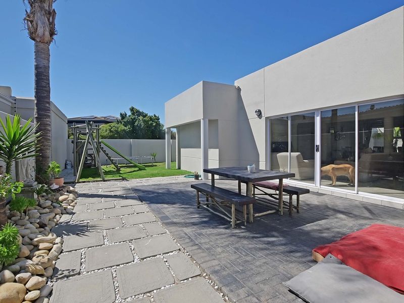 House Sold In Blouberg - Photo 2