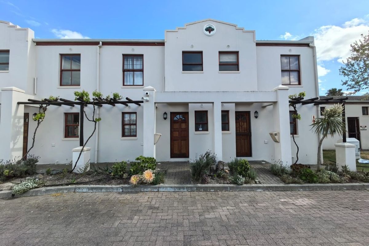 Townhouse Sold In Blouberg - Photo 2