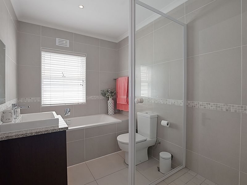 House Sold In Blouberg - Photo 9