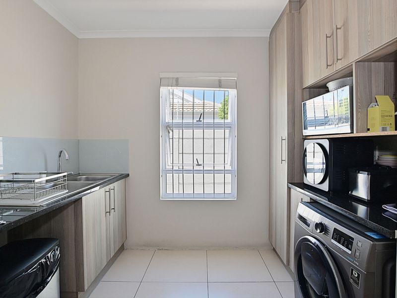 House Sold In Blouberg - Photo 10