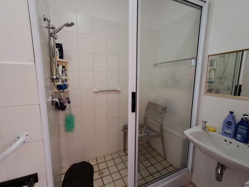 Apartment For Sale In Goodwood - Photo 10