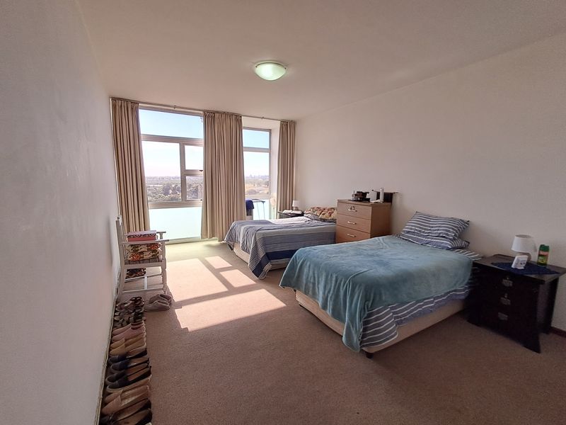 Apartment For Sale In Goodwood - Photo 8