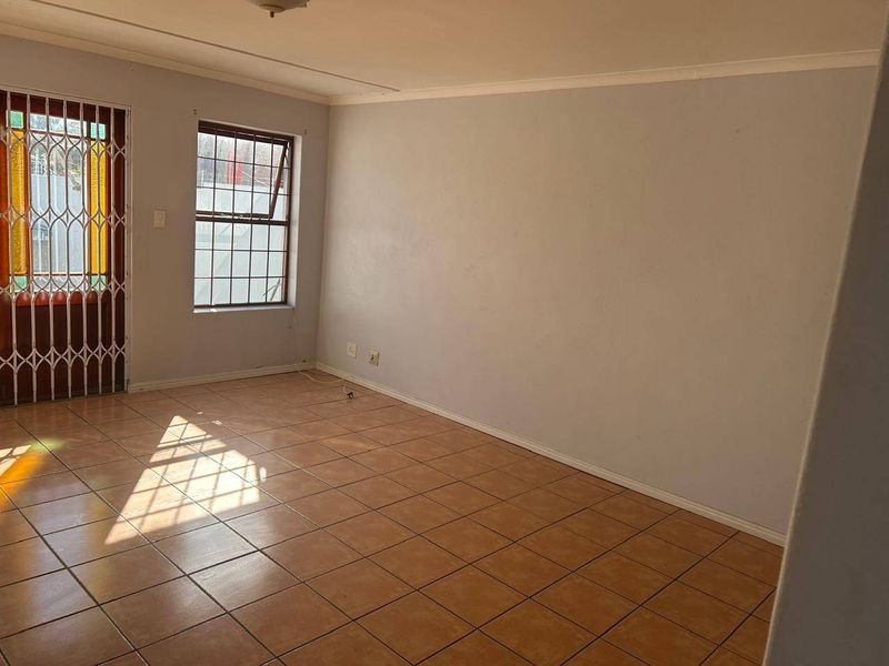 Townhouse Sold In Blouberg - Photo 9