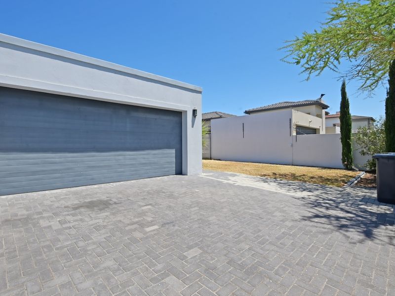 House Sold In Blouberg - Photo 2