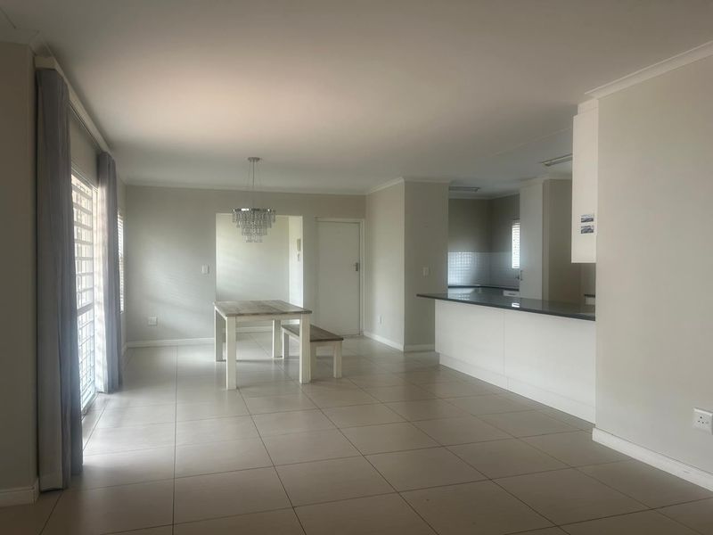 House For Sale In Blouberg - Photo 5