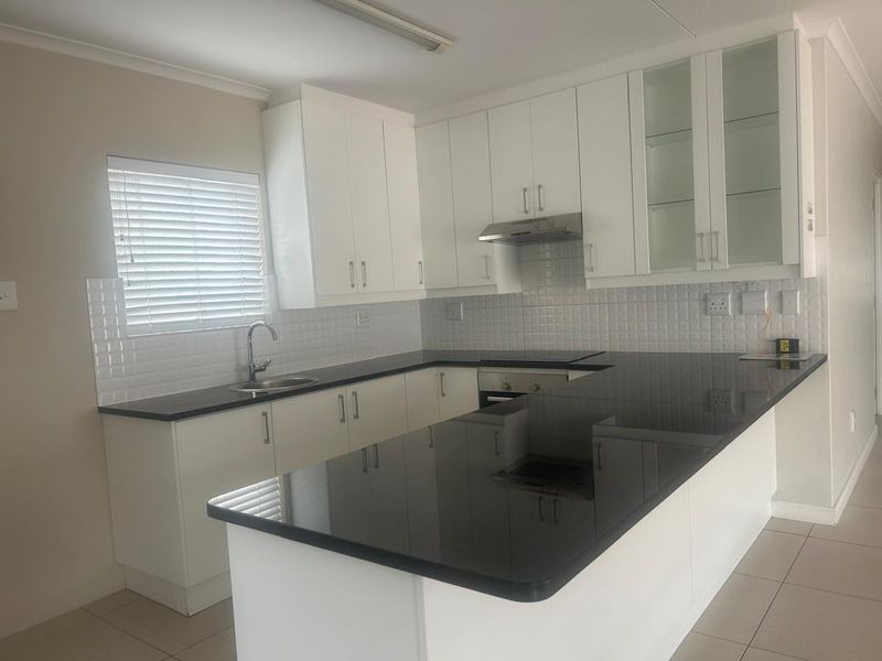 House For Sale In Blouberg - Photo 7