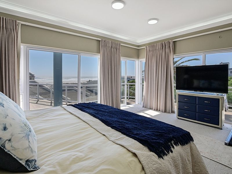 House For Sale In Melkbosstrand - Photo 9