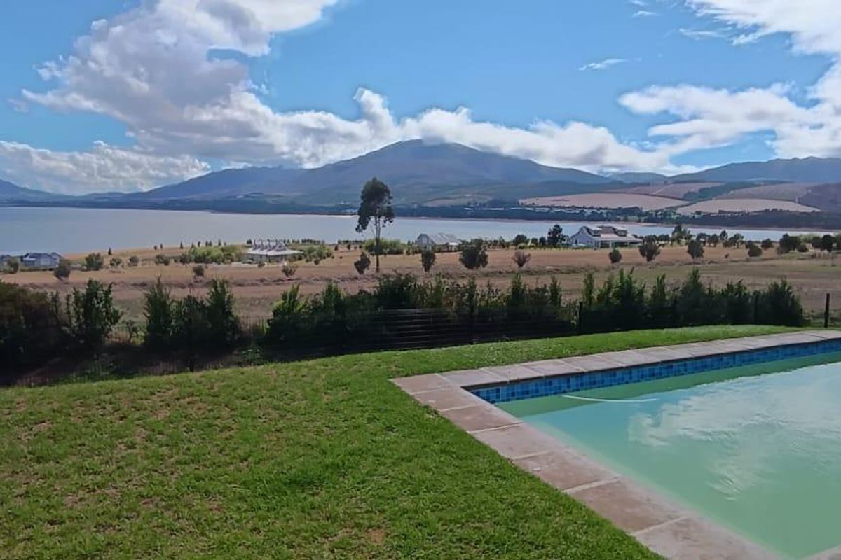 House For Sale In Villiersdorp - Photo 3