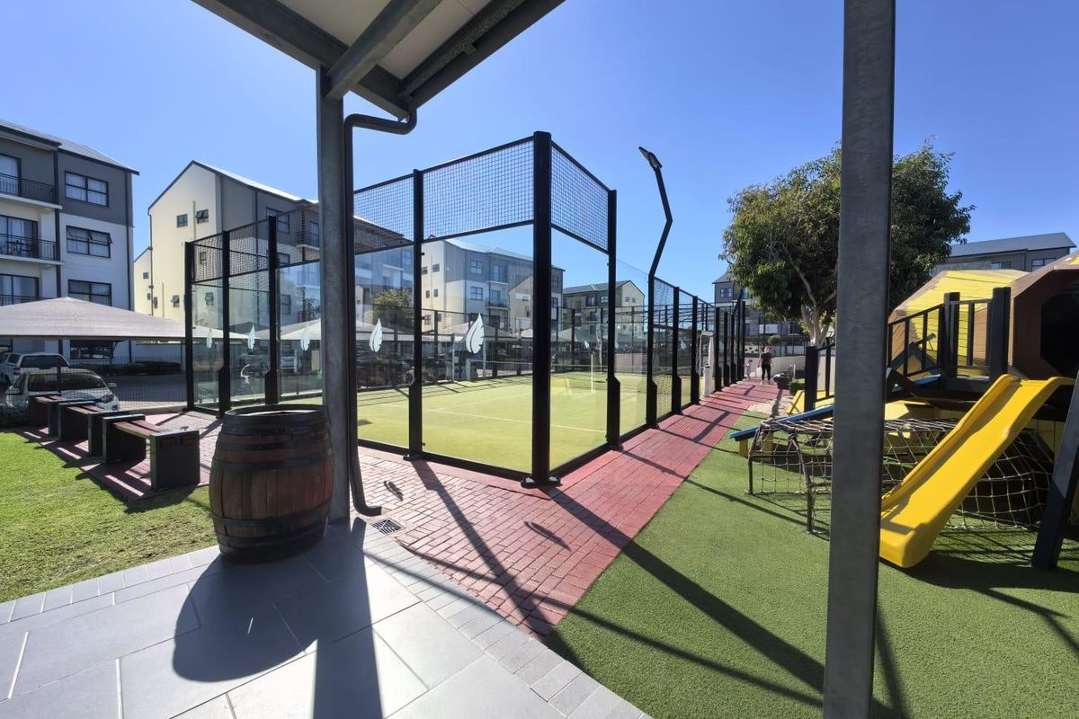 Apartment Sold In Blouberg - Photo 2