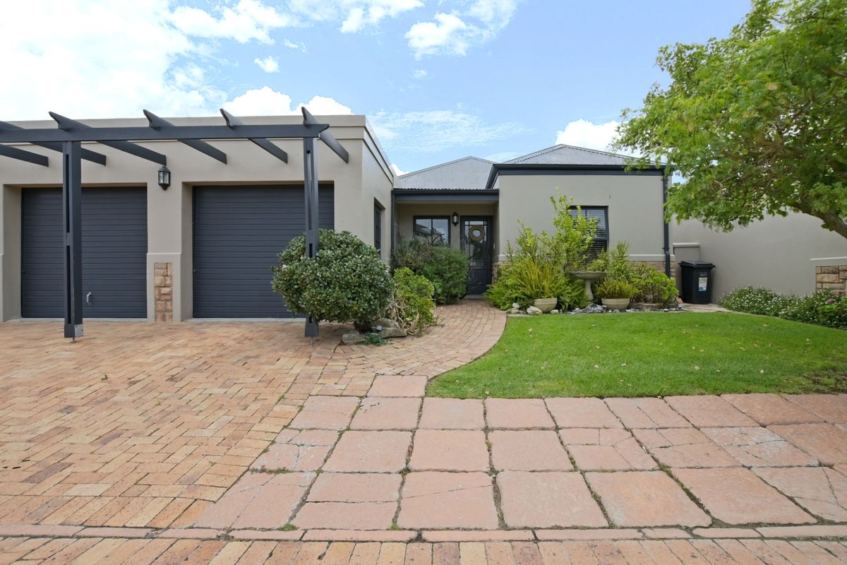 Townhouse Sold In Melkbosstrand - Photo 2