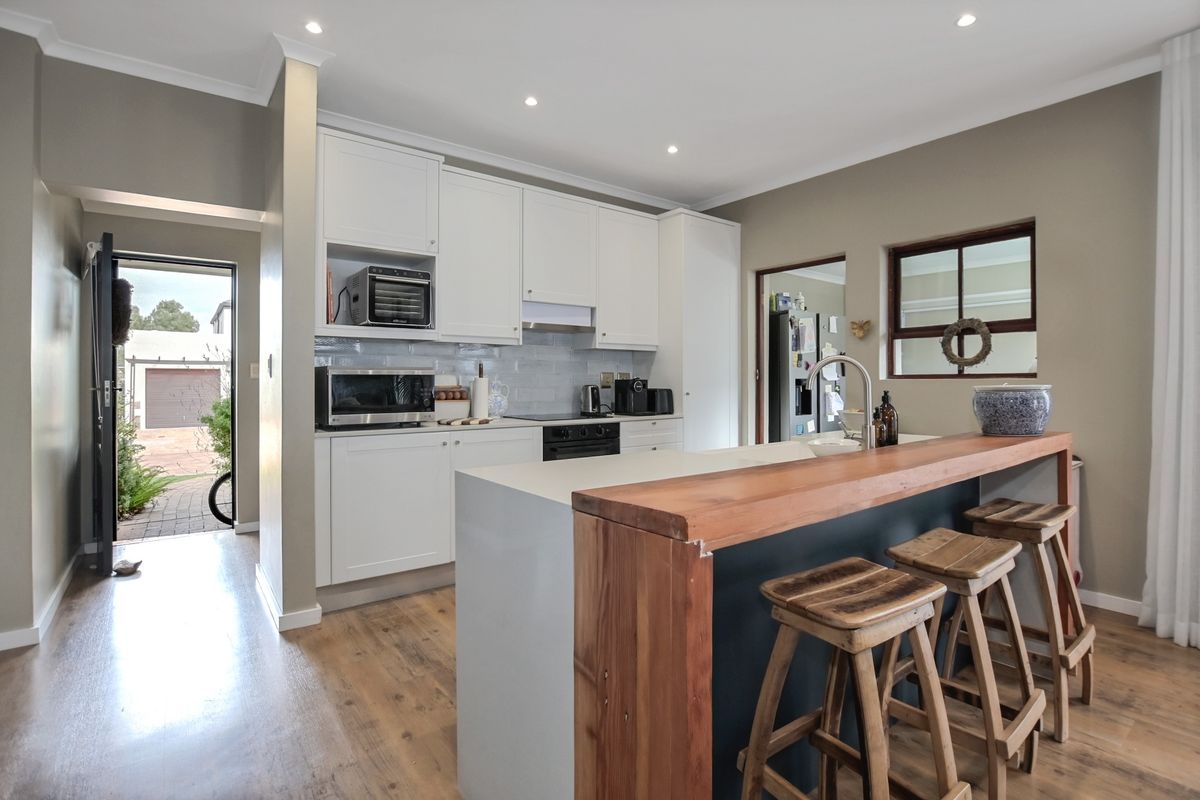 Townhouse Sold In Melkbosstrand - Photo 4