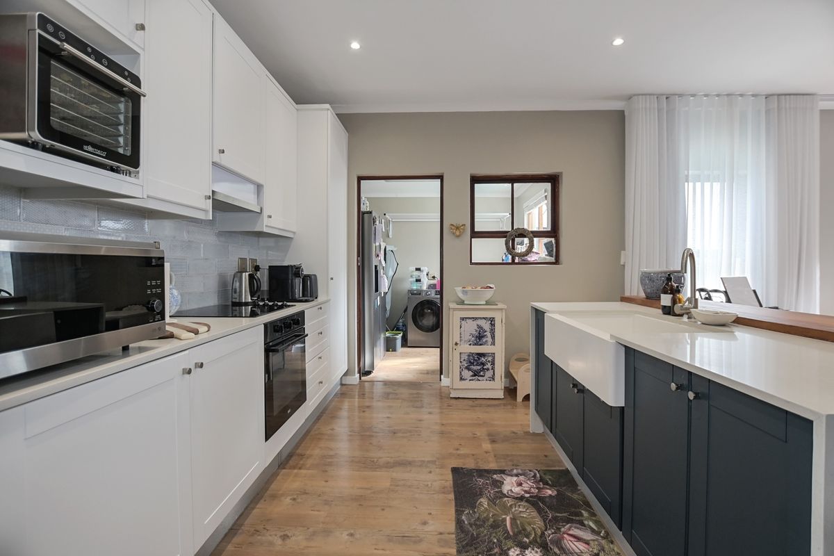 Townhouse Sold In Melkbosstrand - Photo 3