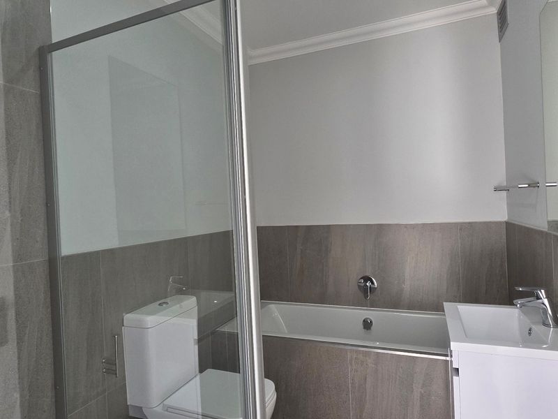 Apartment For Sale In Blouberg - Photo 4