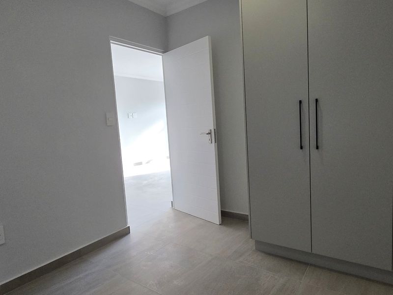Apartment For Sale In Blouberg - Photo 3
