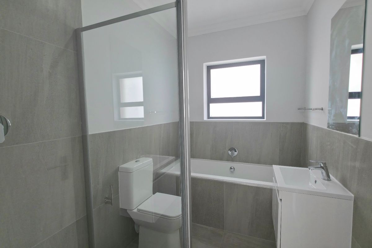 Apartment For Sale In Blouberg - Photo 4